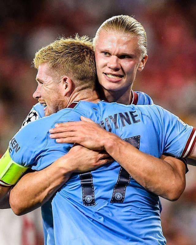 跟队：阿拉巴今天完成大部分团队训练，明天可进入大名单（随队报道：阿拉巴今日完成大部分合练，明日可进入大名单）