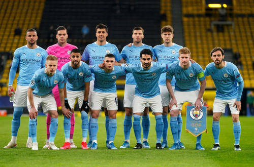 近15年谷歌每年搜索量最高球员：C罗10次断崖领先，梅西仅1次（谷歌近15年年度最热球员：C罗10次一骑绝尘，梅西仅1次登顶）