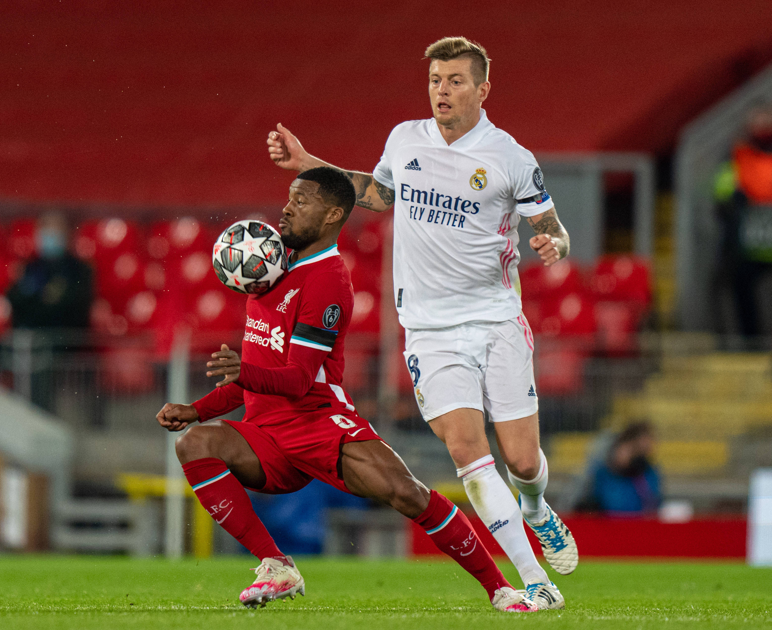 足球意甲豪门迎来10连胜，状态如日中天