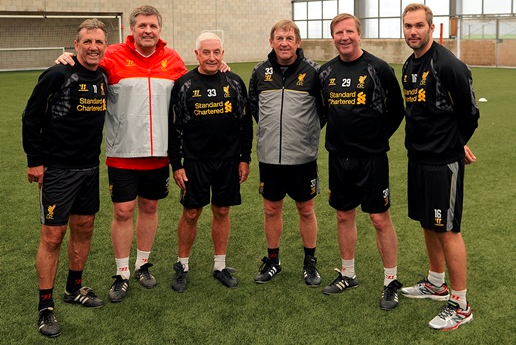 两粒禁区外欧冠进球被拿来与皮耶罗比较，福登：我很荣幸（欧冠两脚禁区外破门被比肩皮耶罗，福登：深感荣幸）