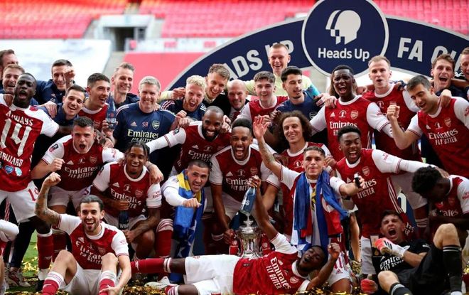 独造5球，拜仁边锋奥利塞vs弗赖堡数据一览