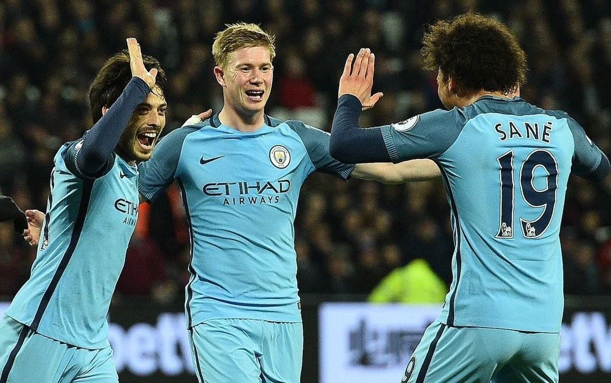 传奇！老将阿斯帕斯西甲400场里程碑之夜送助攻斩皇马（里程碑之夜！阿斯帕斯西甲第400场送助攻，助队击败皇马）