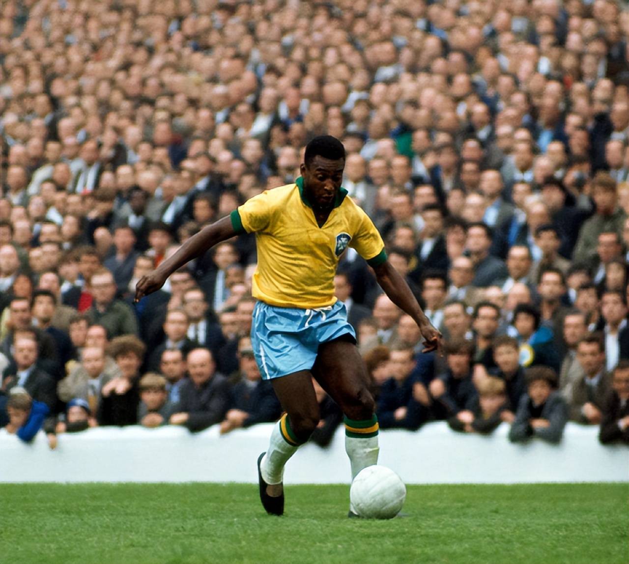 小基恩：依然对佛罗伦萨充满信心；哲科是领袖也是学习的榜样（小基恩：我仍对佛罗伦萨充满信心，哲科既是领袖亦是榜样）