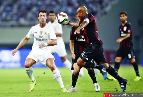 世界杯位置稳了？邮报：凯恩、贝林等五人参与英格兰队新球衣拍摄（入围世界杯无悬念？邮报称凯恩、贝林等五人参与英格兰新战袍拍摄）