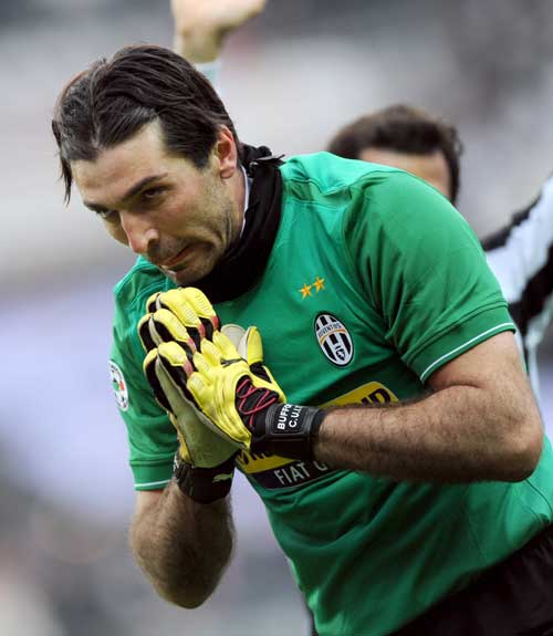 曼联欧联杯小组赛胜负形势分析（曼联欧联杯小组赛胜负格局解析）