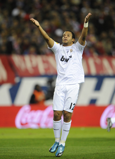 球星生日夜梅开二度，收获双喜