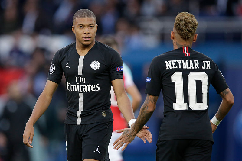 NBA杯战报：亚历山大37分8助，雷霆123-119险胜太阳（NBA杯焦点战：亚历山大37分8助发威，雷霆123-119惊险击退太阳）