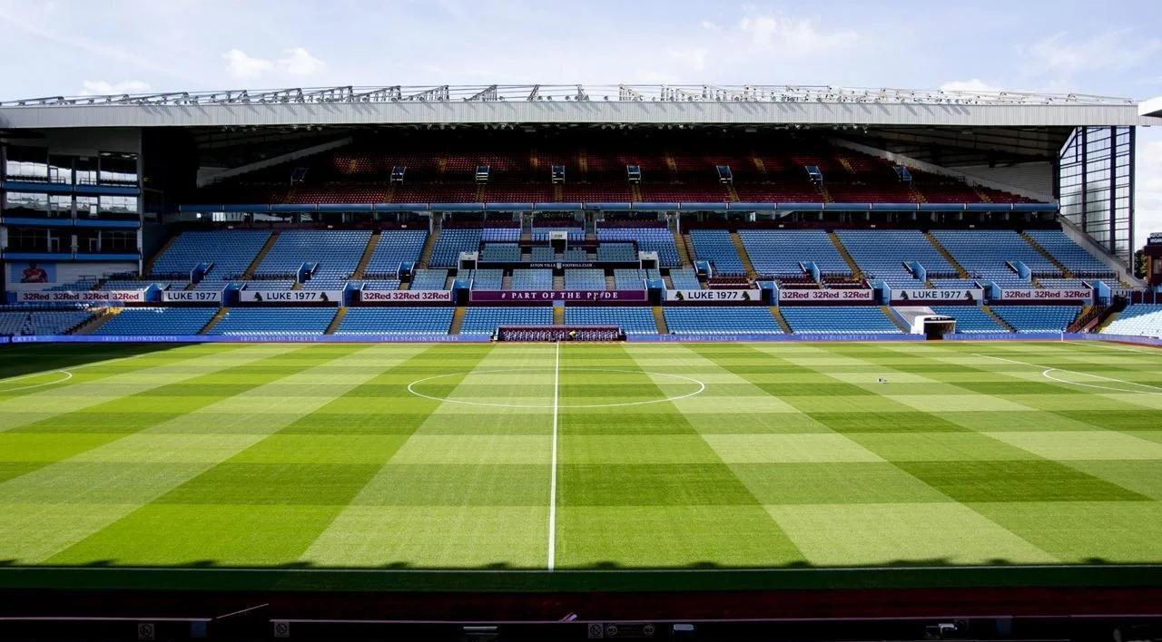 翻新太贵，维罗纳市长托马西提出把维罗纳现主场直接拆除再重建（翻新成本过高，维罗纳市长托马西建议将现有主场拆除重建）