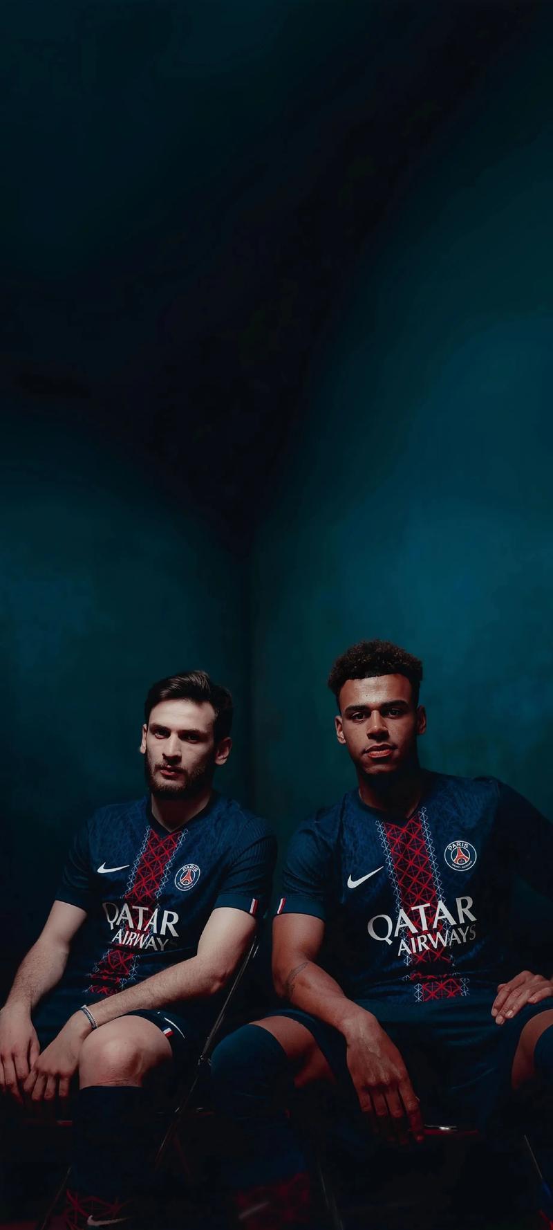 卫报：前加拿大女足教练因性侵球员被判监禁，出狱后没有被禁足