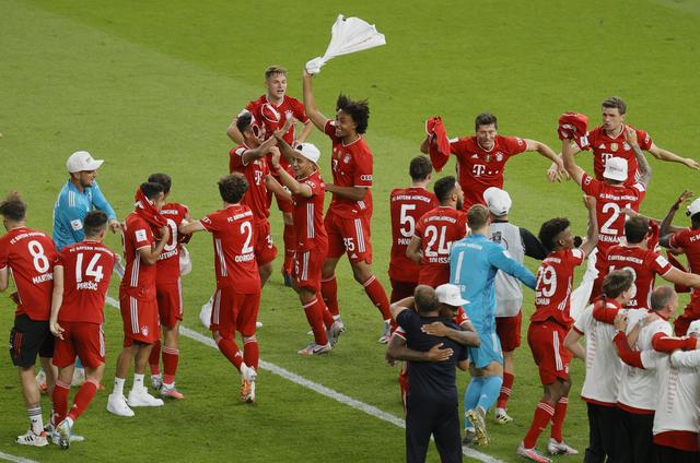 布冯：尤文选择斯帕莱蒂是最好的补救方案，对图多尔感到遗憾（布冯称尤文任命斯帕莱蒂是最佳补救，并为图多尔感到遗憾）