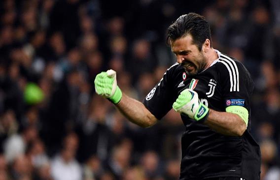 埃弗顿后卫禁区疑似手球，裁判未吹点球正确吗？（埃弗顿后卫禁区疑似手球，裁判未判点球是否合理？）