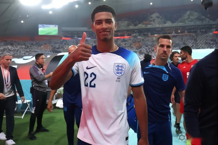 这次妙传太想贴海报了（这记妙传完全是海报素材）