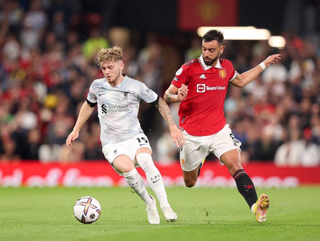 赫塔费主帅：西甲裁判要求尊重并哭诉自己有家人，谁没家人？（赫塔费主帅不满：西甲裁判要尊重还称自己有家人？谁没有家人）