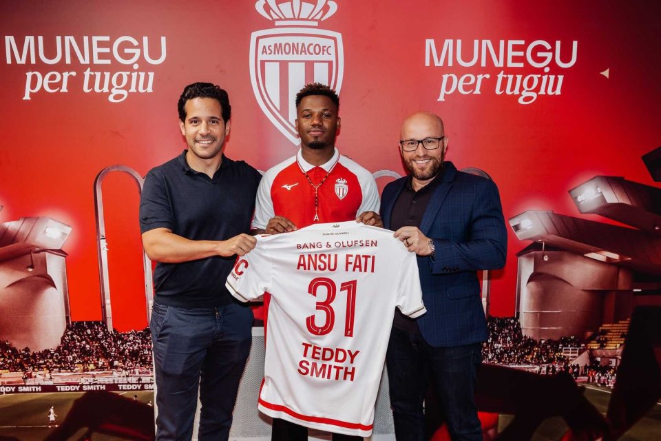 回应嘲讽，巴列卡诺主席：C罗梅西都没有抱怨过我们的更衣室（巴列卡诺主席回击：C罗、梅西从未抱怨我们更衣室）